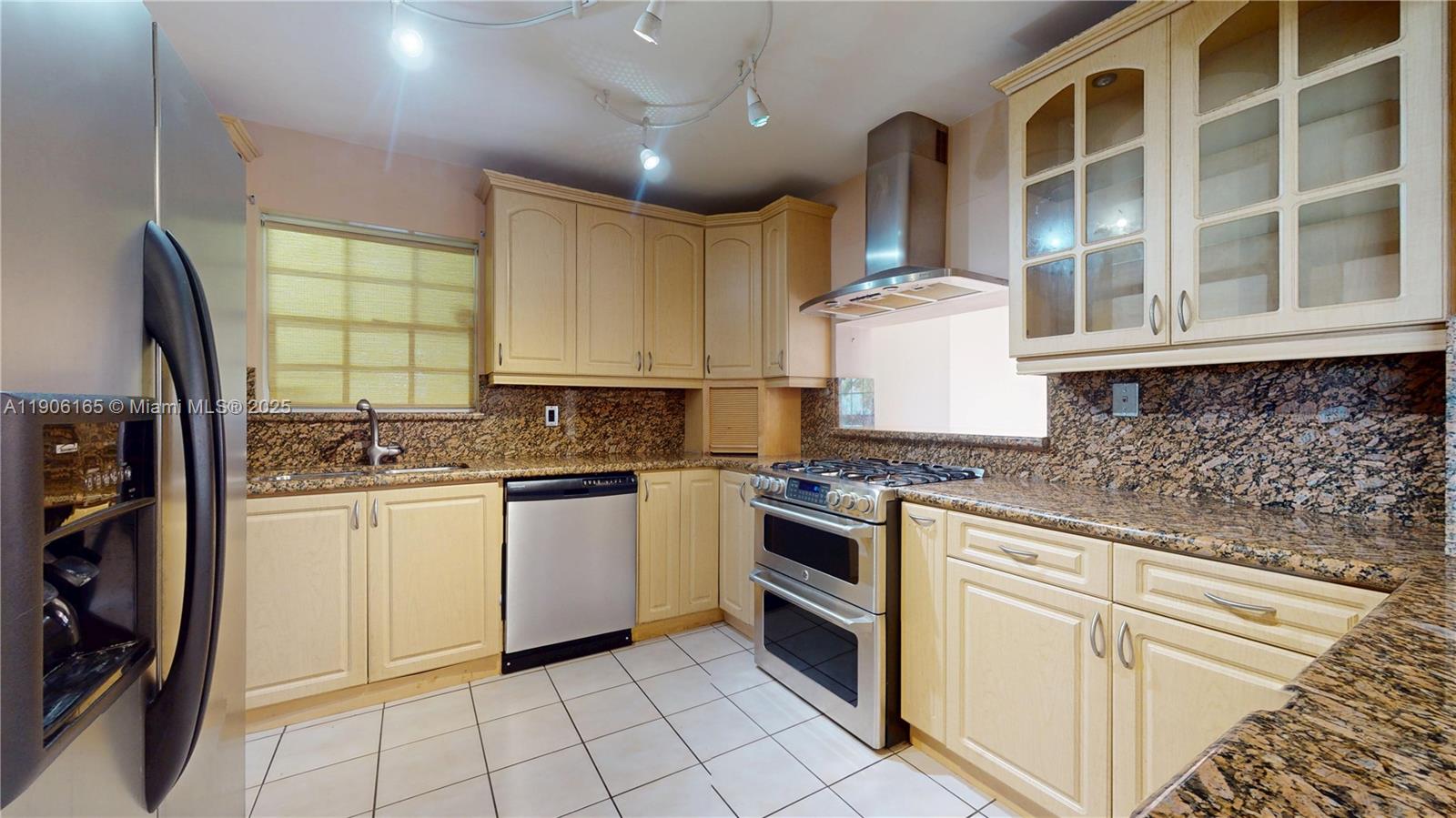 WESTWOOD ESTATES 1ST ADDN - Residential