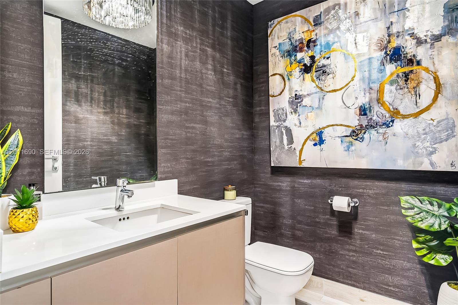 ECHO CONDO - Residential