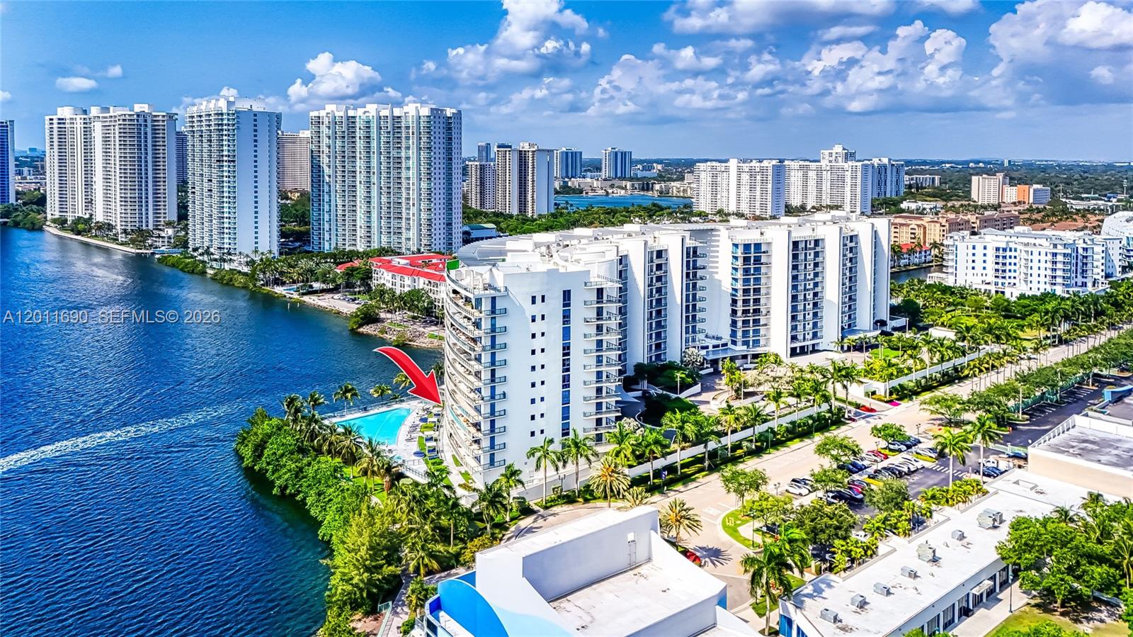 ECHO CONDO - Residential