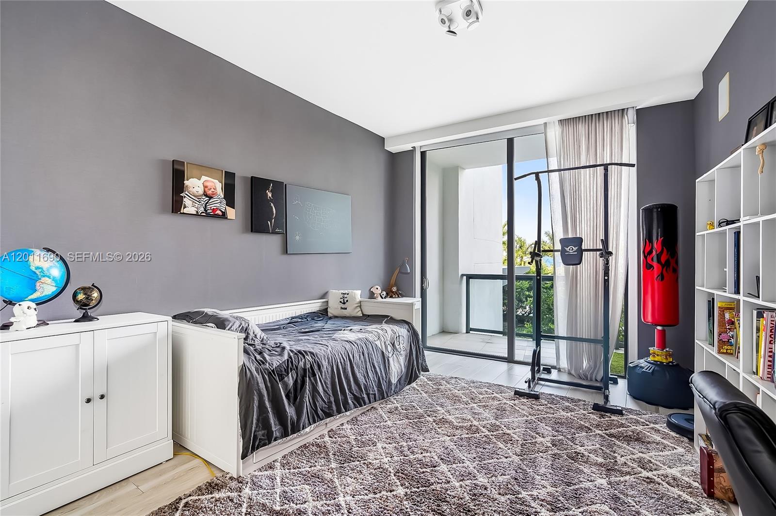 ECHO CONDO - Residential