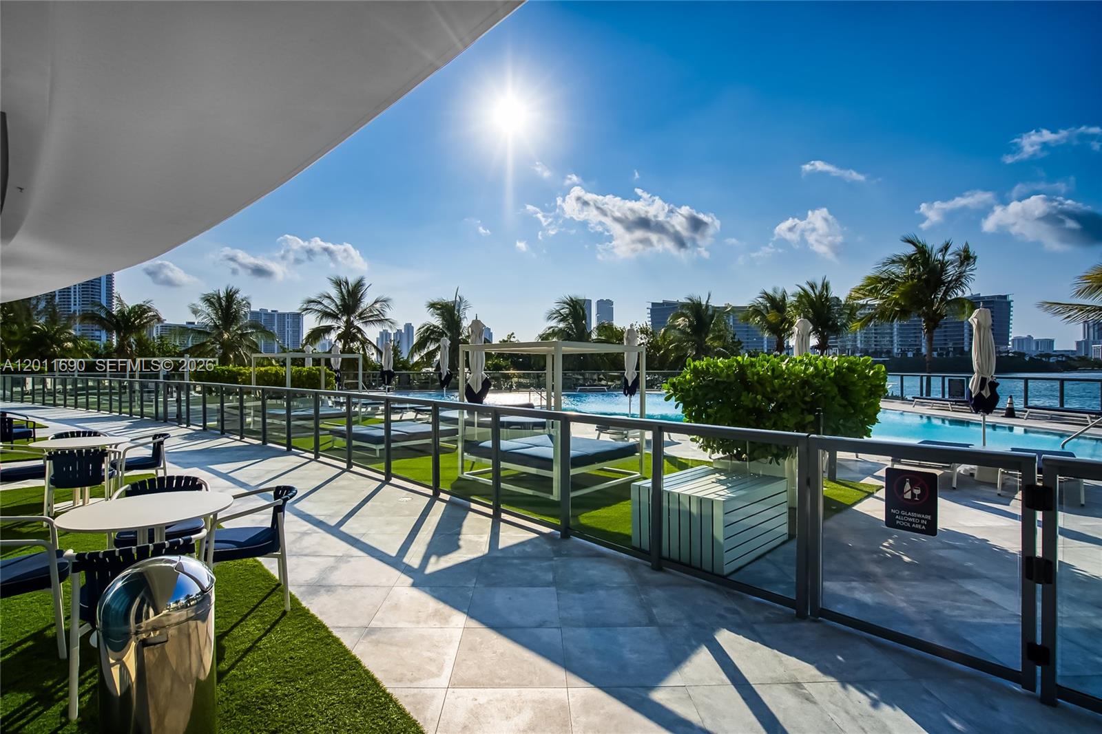 ECHO CONDO - Residential