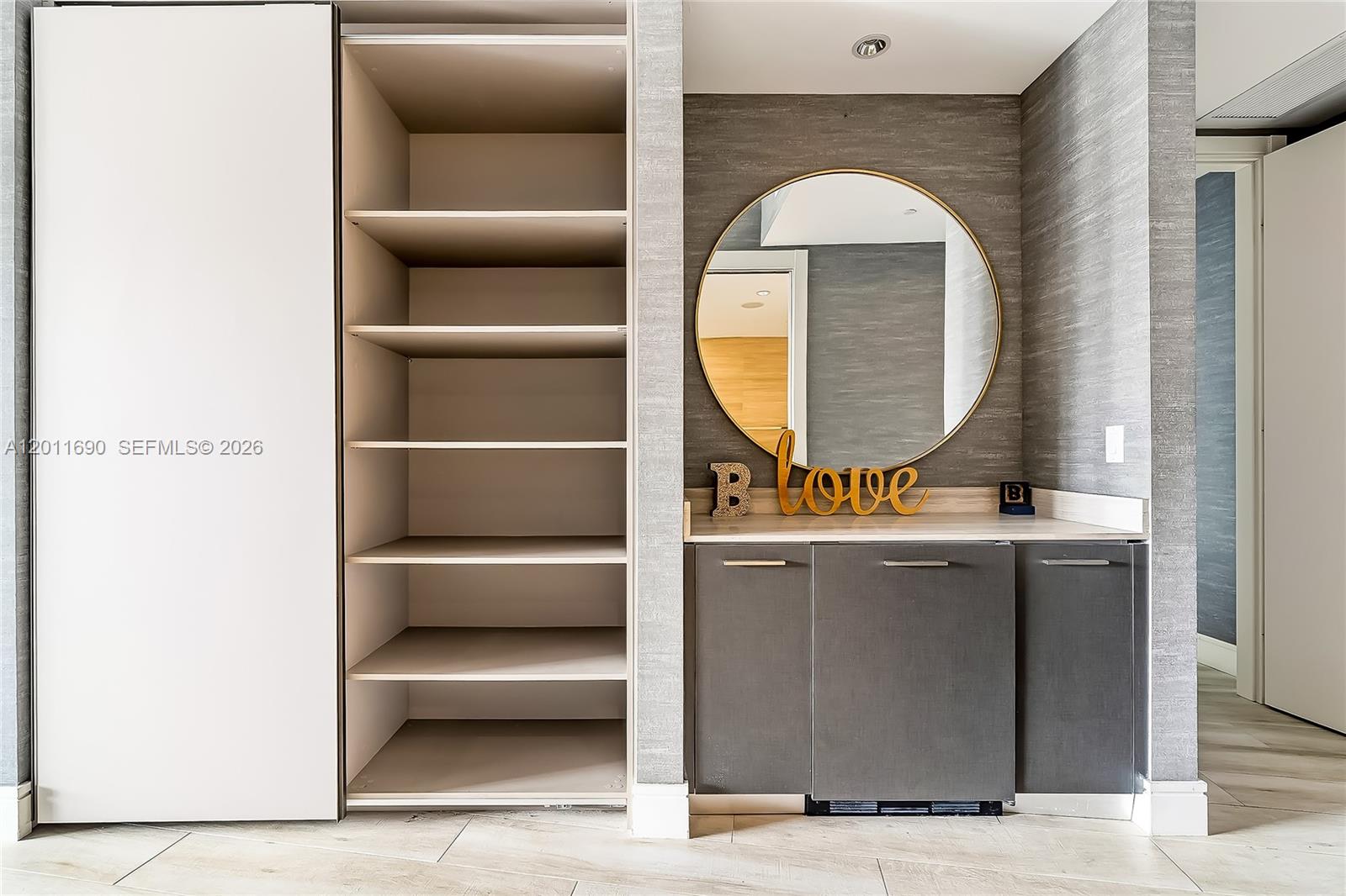 ECHO CONDO - Residential