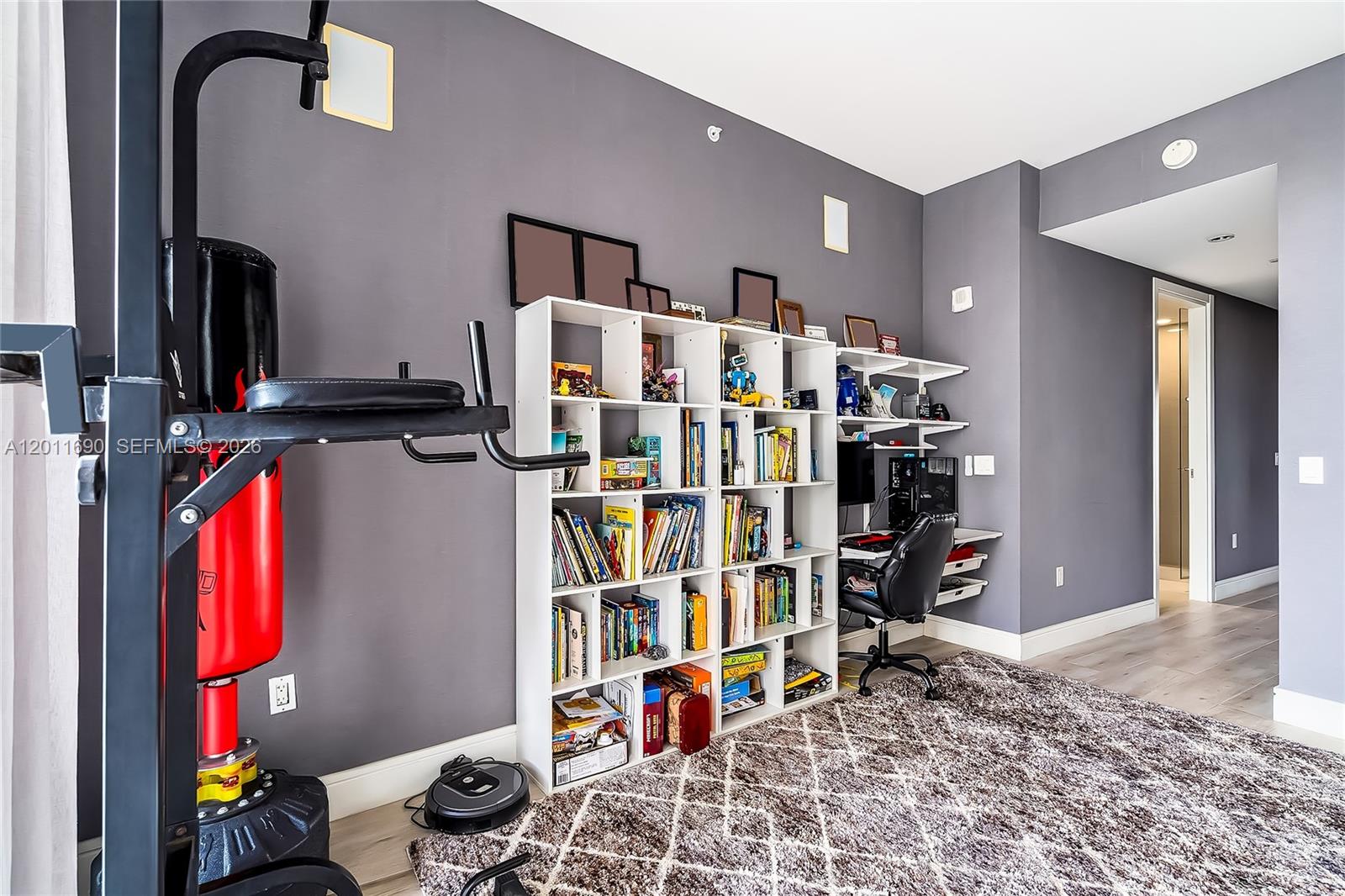 ECHO CONDO - Residential