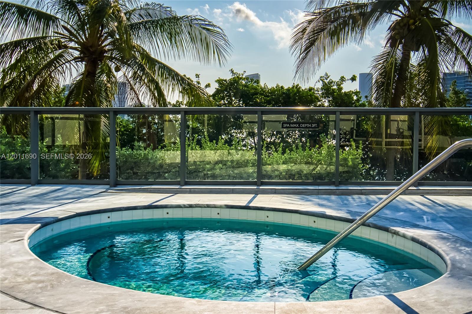 ECHO CONDO - Residential