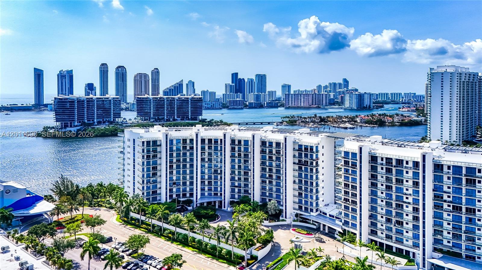 ECHO CONDO - Residential