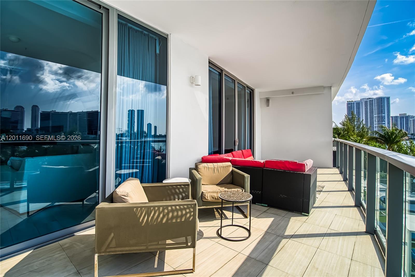 ECHO CONDO - Residential
