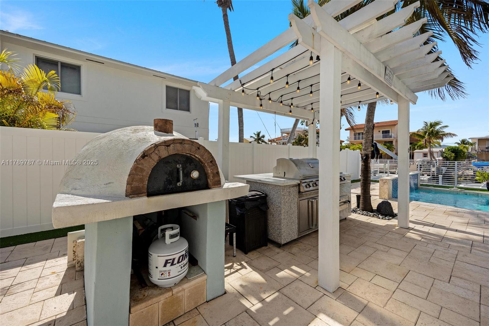 PORT LARGO - Residential