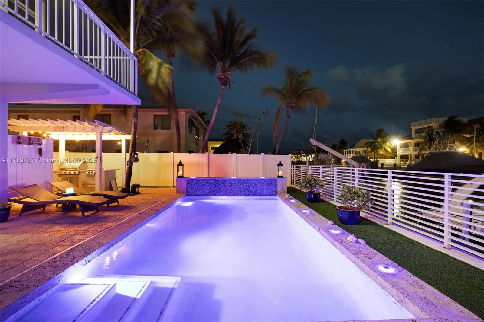 PORT LARGO - Residential