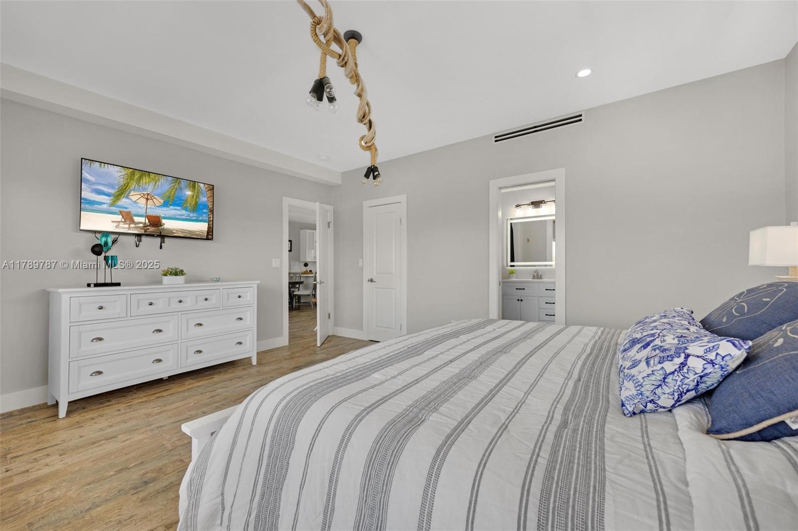 PORT LARGO - Residential