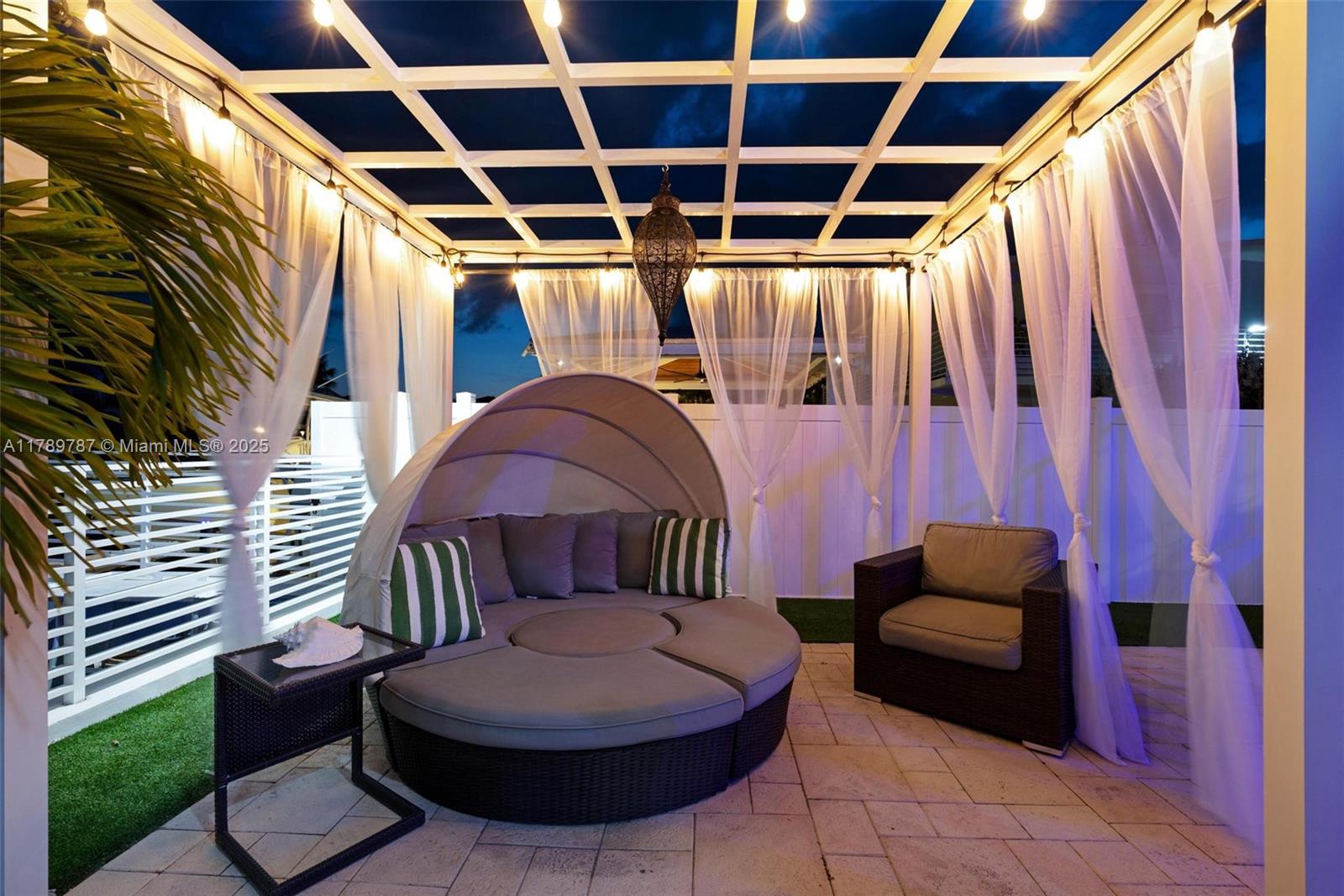 PORT LARGO - Residential