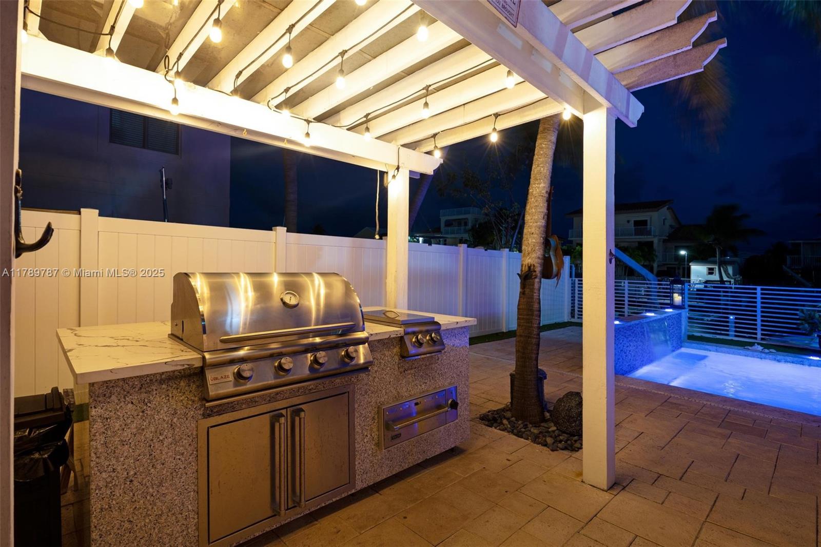 PORT LARGO - Residential