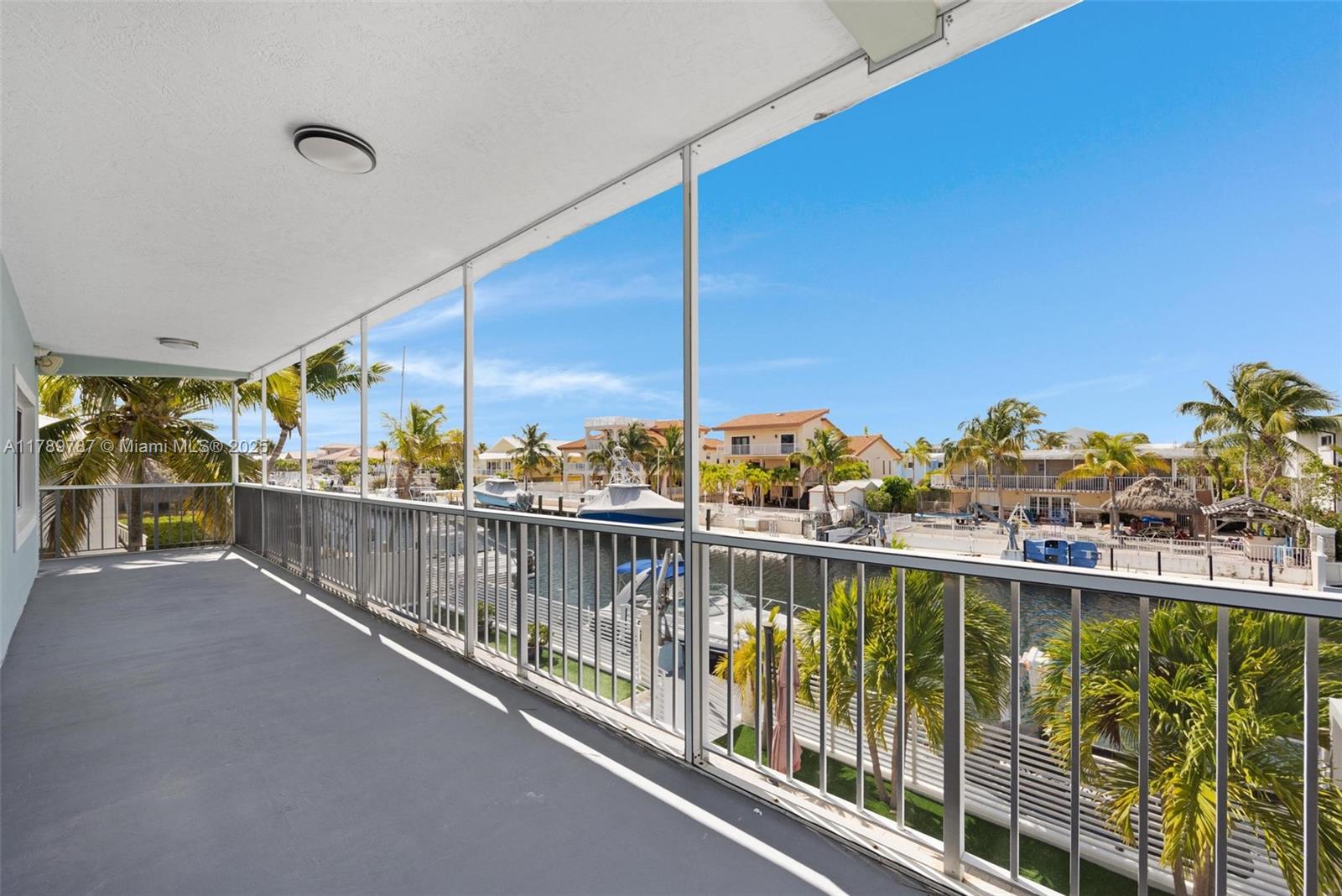 PORT LARGO - Residential