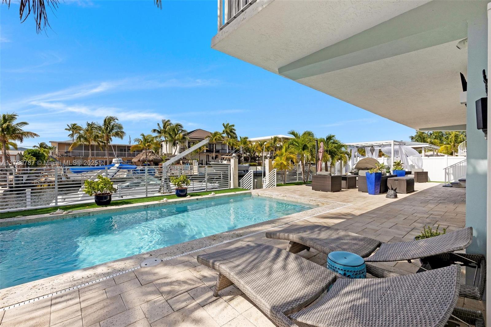 PORT LARGO - Residential