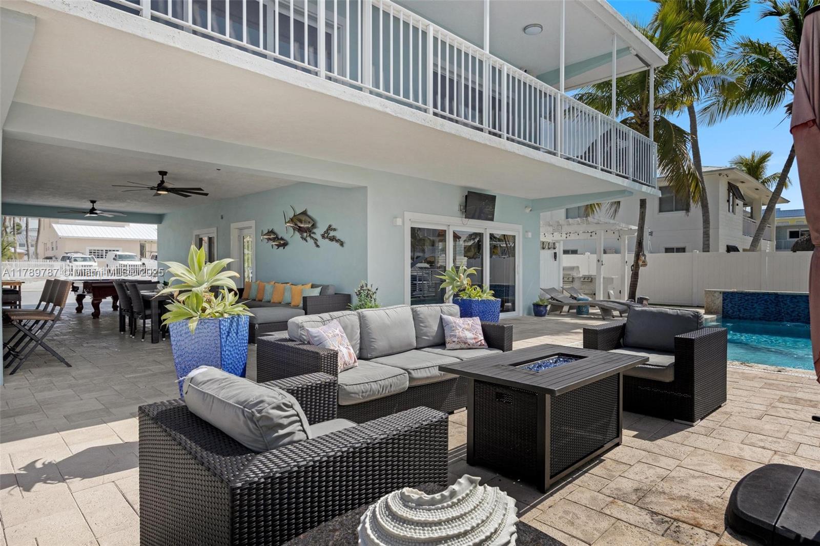 PORT LARGO - Residential