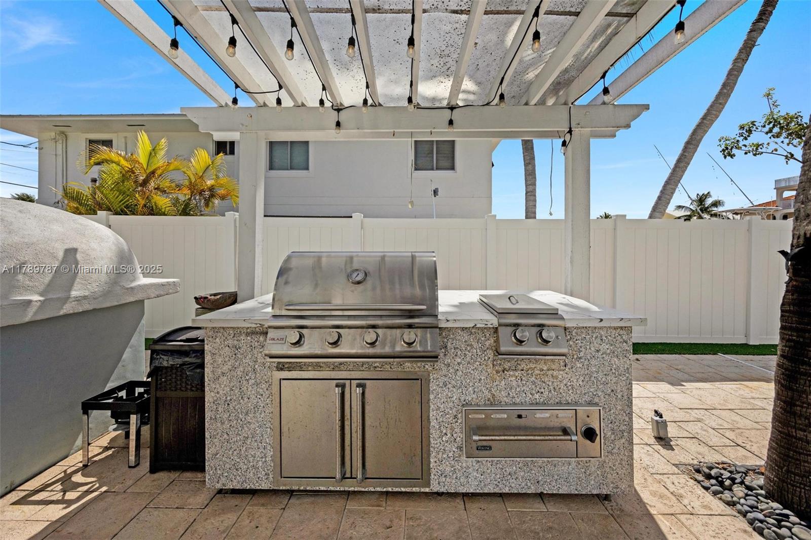 PORT LARGO - Residential