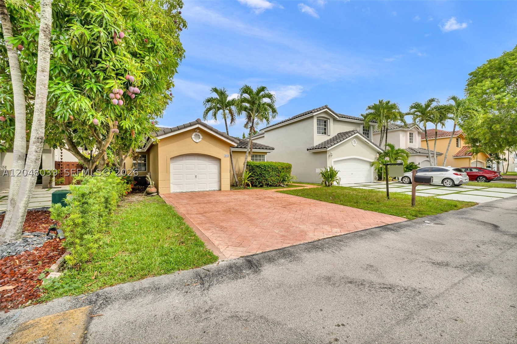 4916 SW 154th Ave