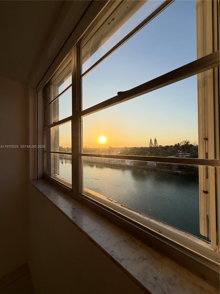WATERWAY PLAZA CONDO - Residential Lease