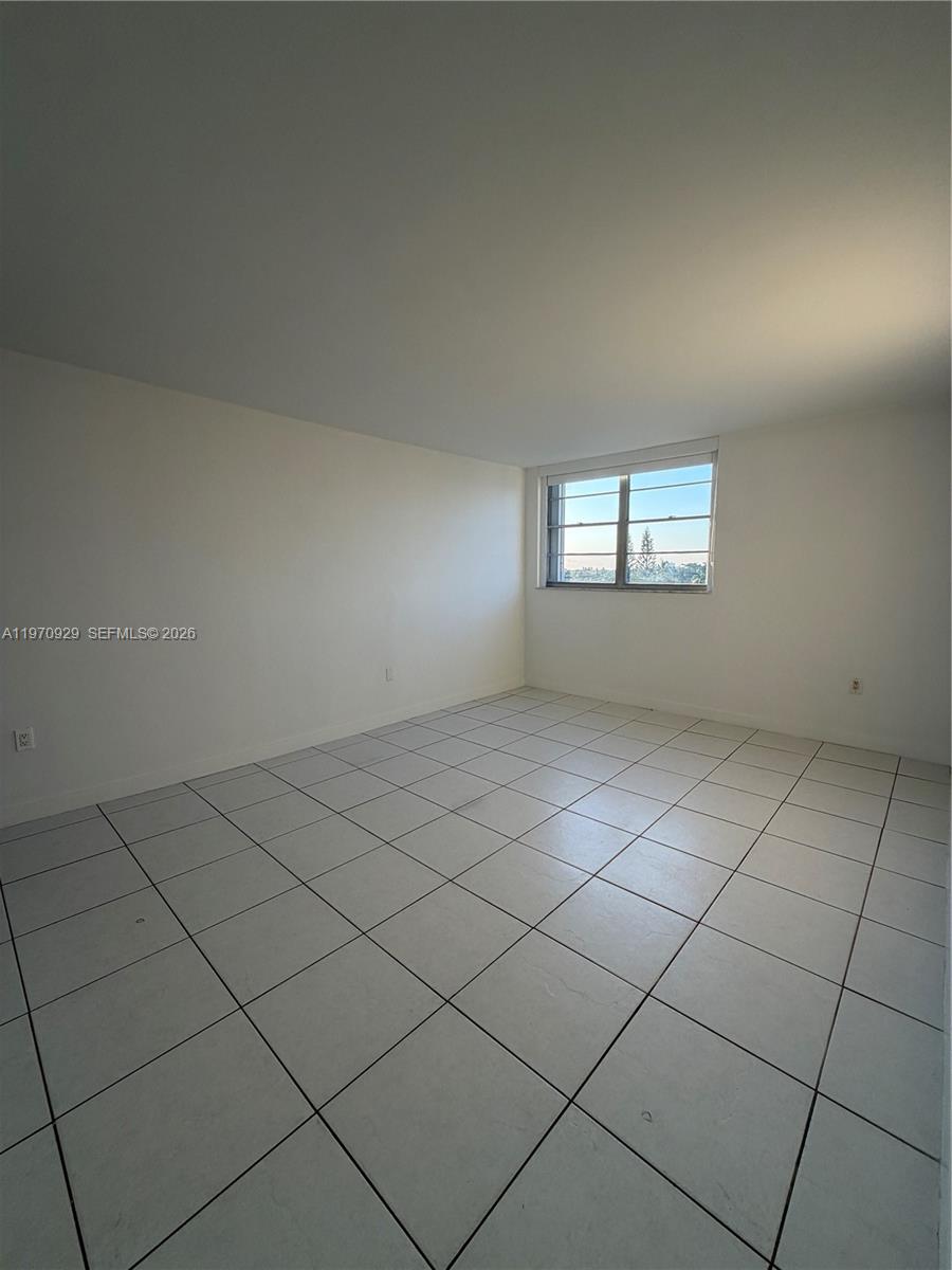 WATERWAY PLAZA CONDO - Residential Lease