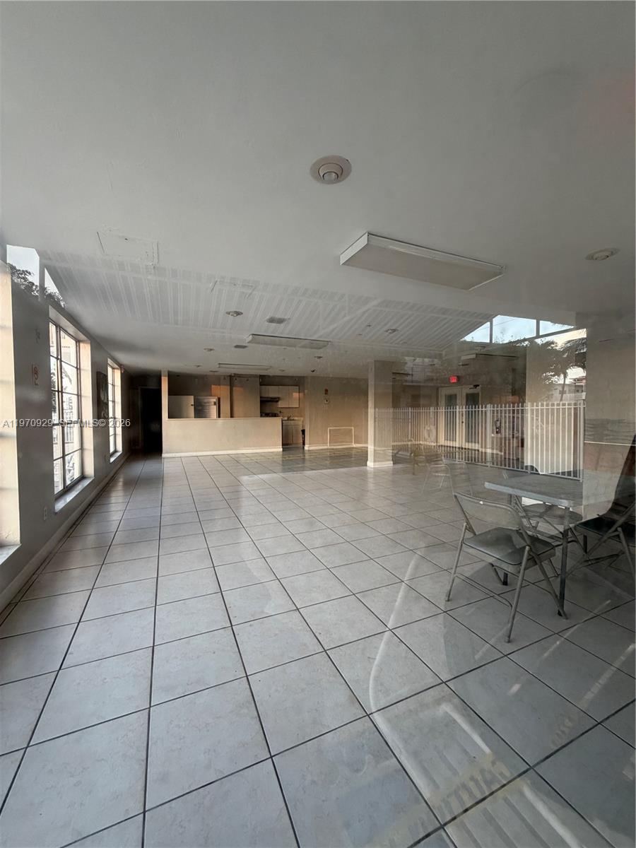 WATERWAY PLAZA CONDO - Residential Lease