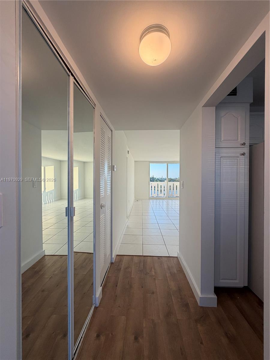 WATERWAY PLAZA CONDO - Residential Lease