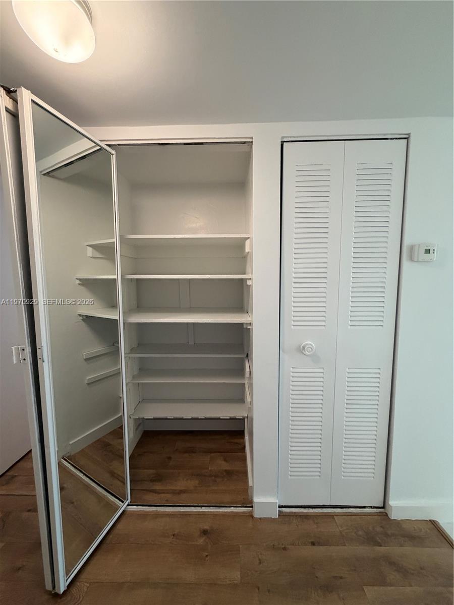 WATERWAY PLAZA CONDO - Residential Lease
