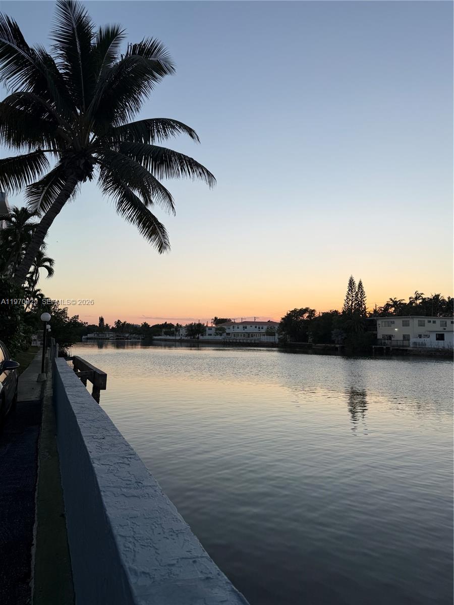 WATERWAY PLAZA CONDO - Residential Lease