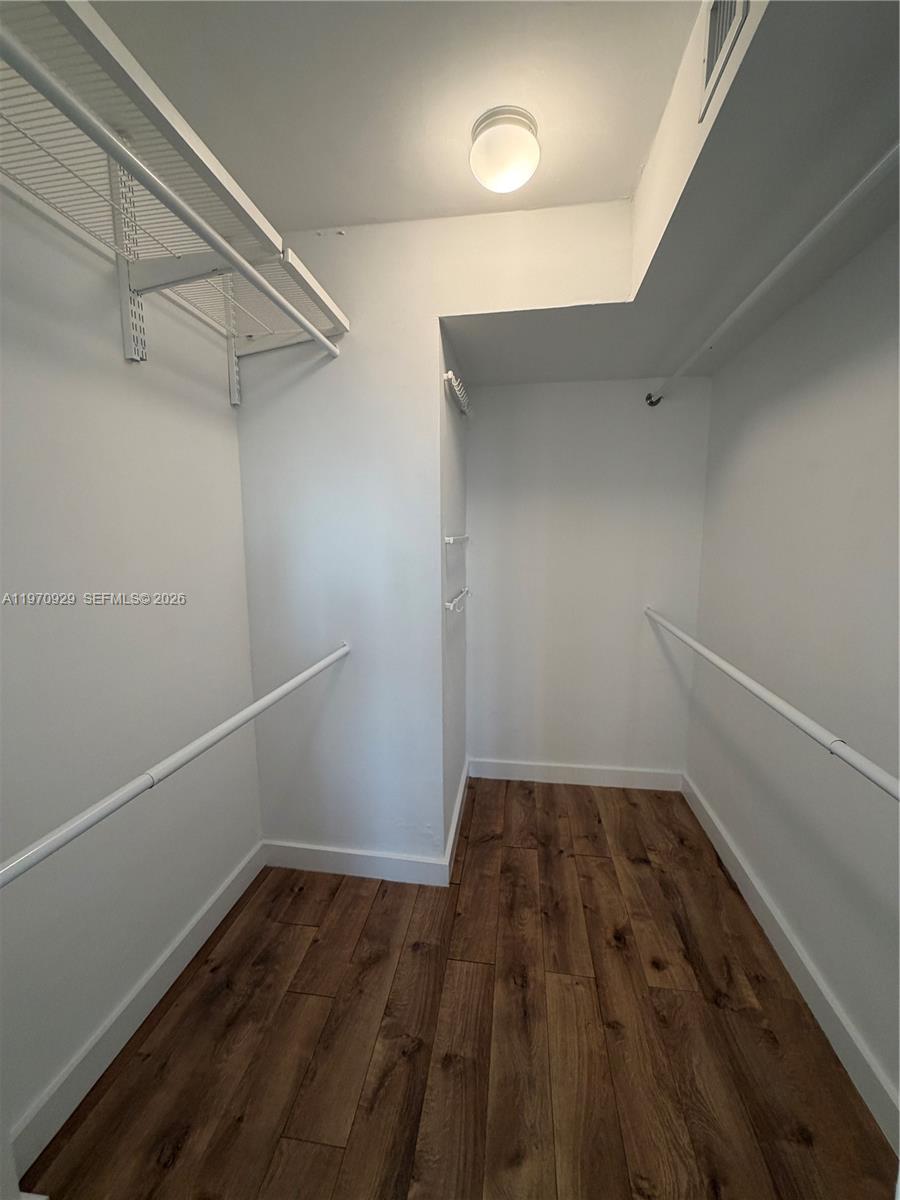 WATERWAY PLAZA CONDO - Residential Lease