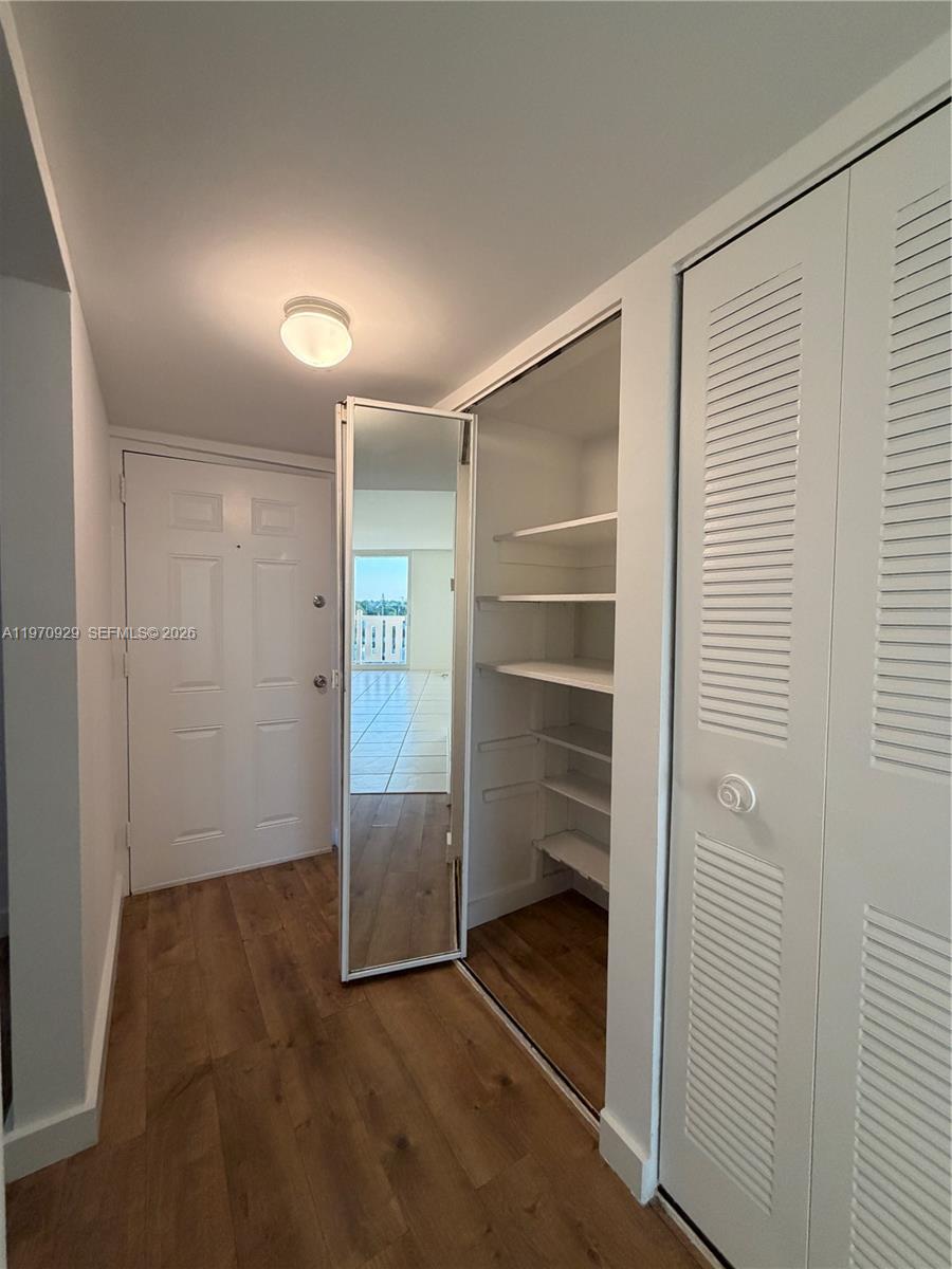 WATERWAY PLAZA CONDO - Residential Lease