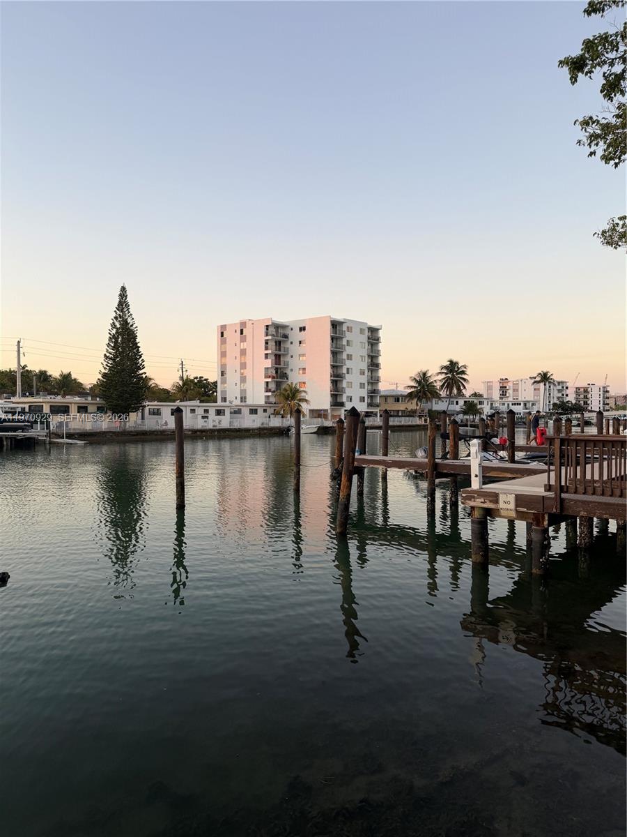WATERWAY PLAZA CONDO - Residential Lease