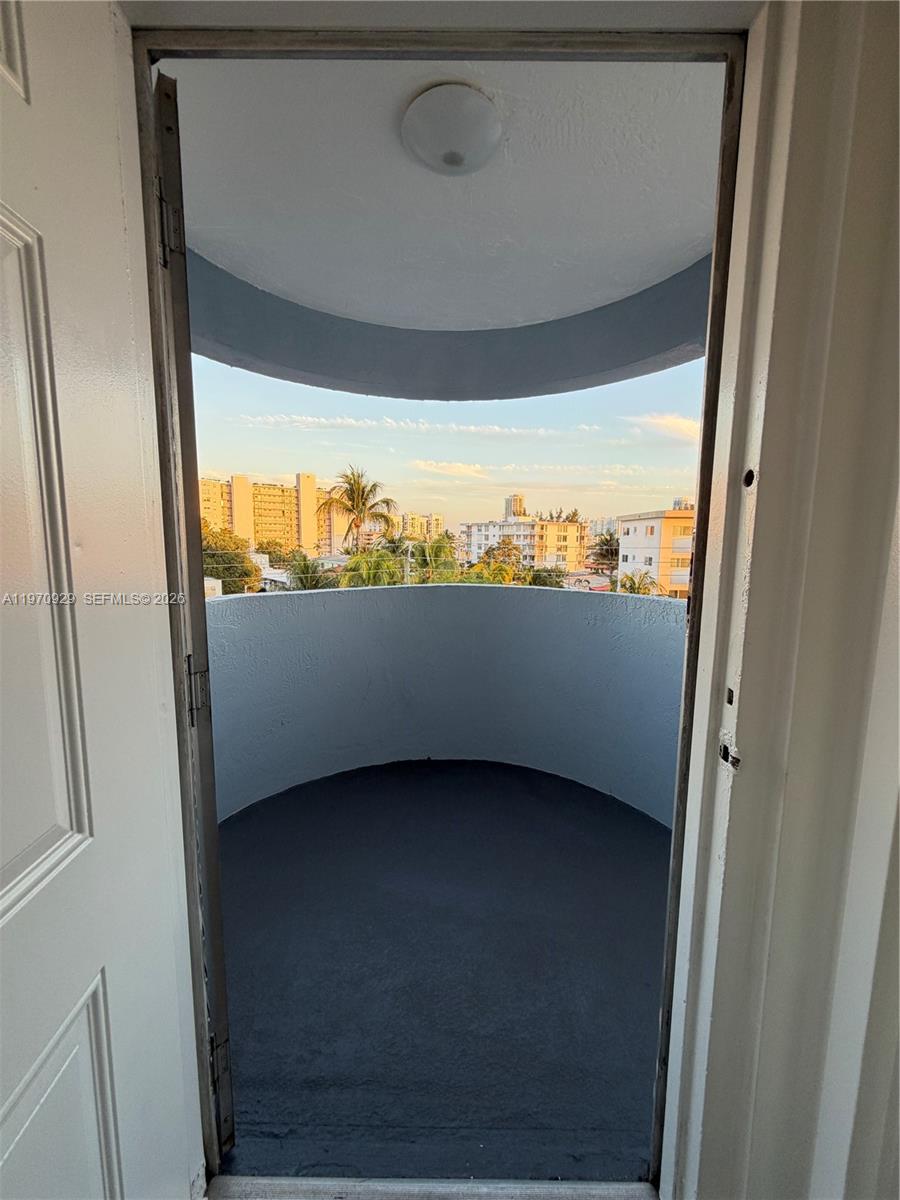 WATERWAY PLAZA CONDO - Residential Lease