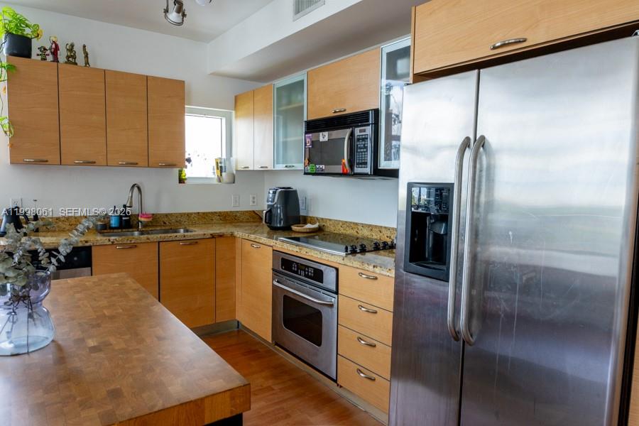 MIDTOWN LOFTS CONDO - Residential