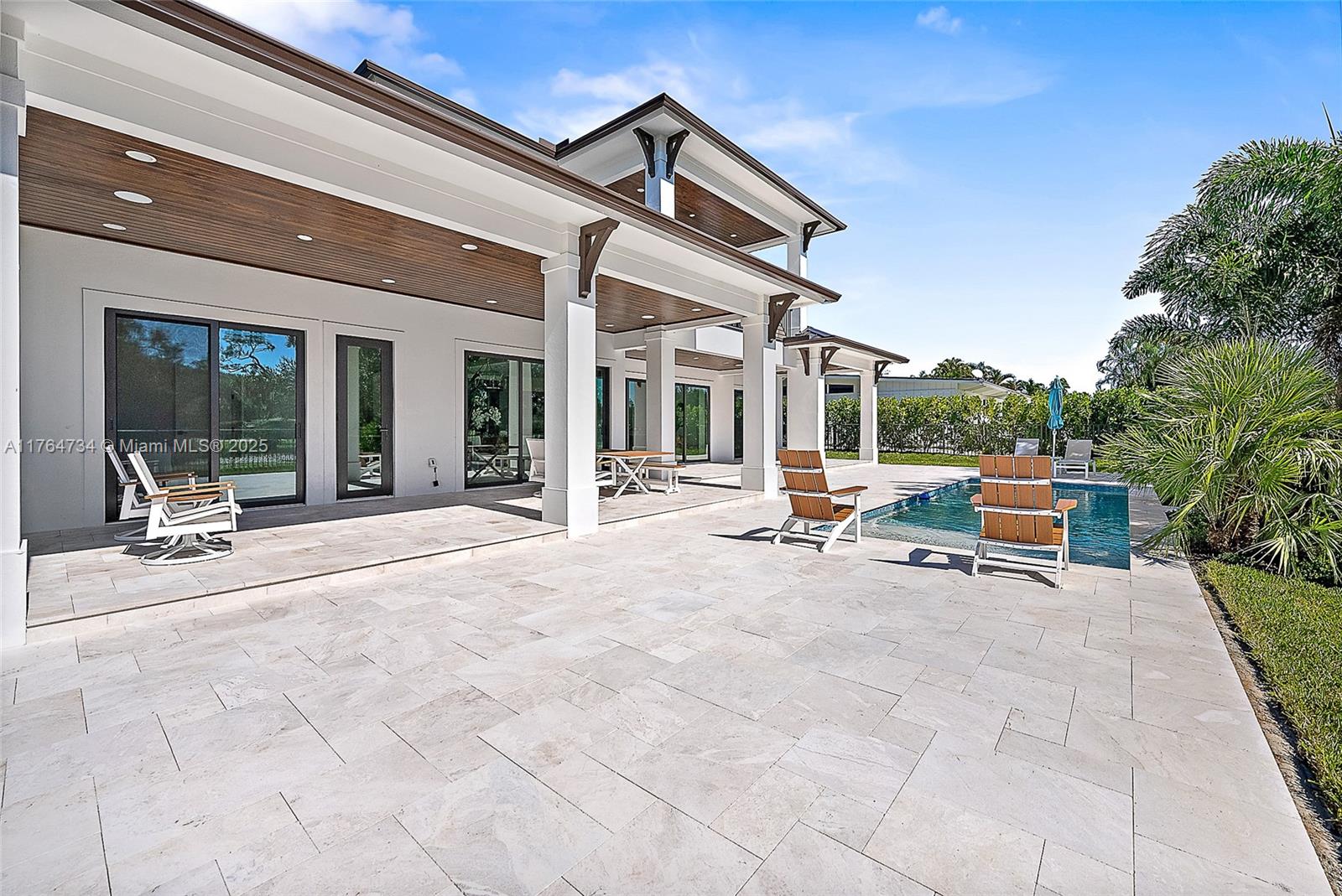 Tequesta Country Club - Residential