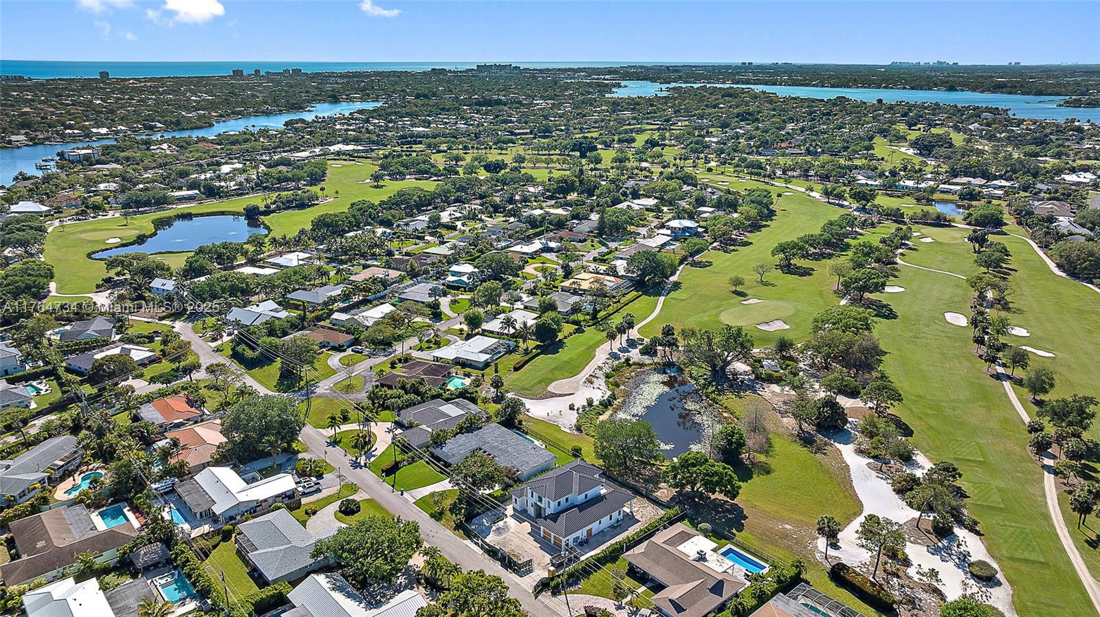Tequesta Country Club - Residential