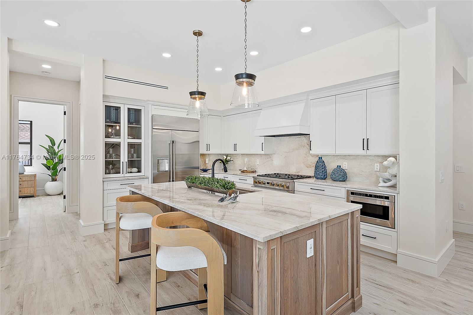 Tequesta Country Club - Residential