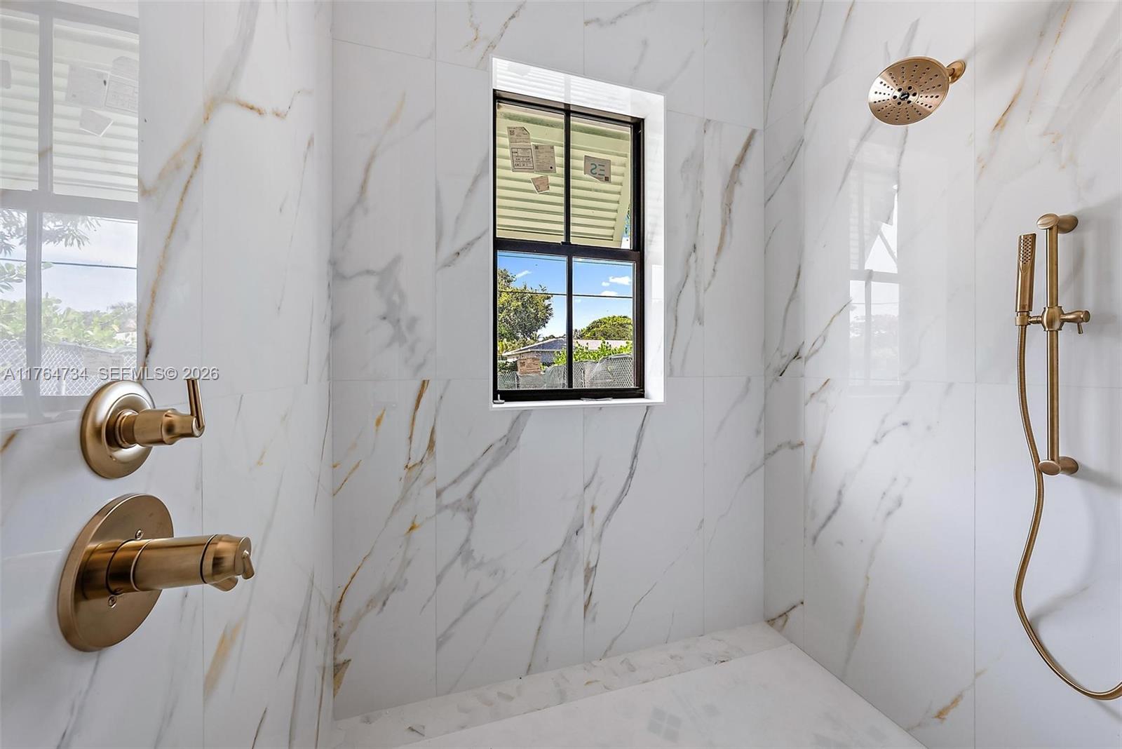 Tequesta Country Club - Residential