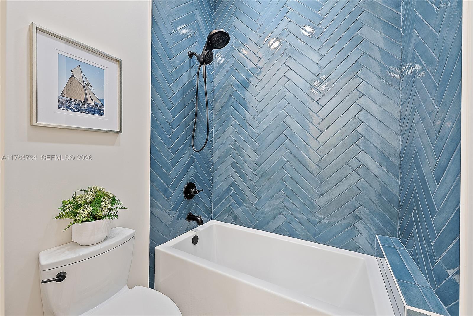 Tequesta Country Club - Residential