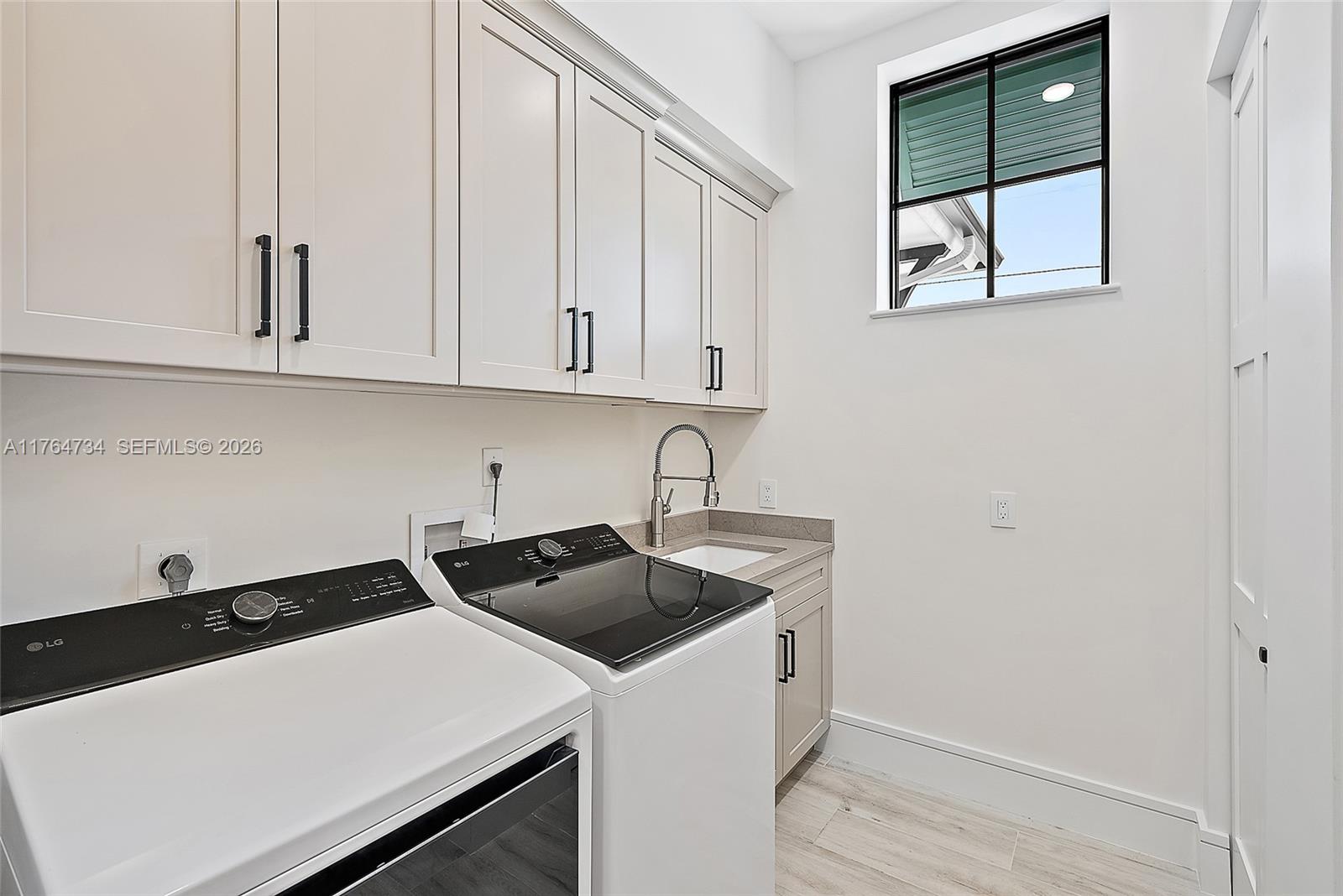 Tequesta Country Club - Residential