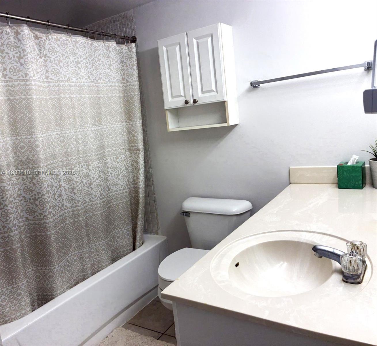 MIRADOR 1000 CONDO - Residential