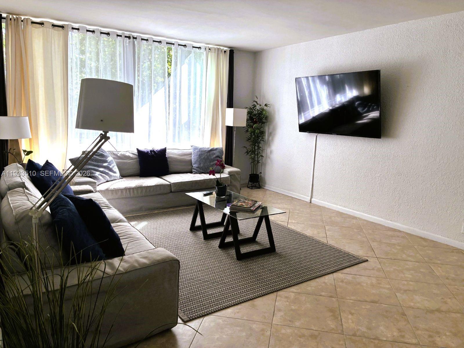 MIRADOR 1000 CONDO - Residential