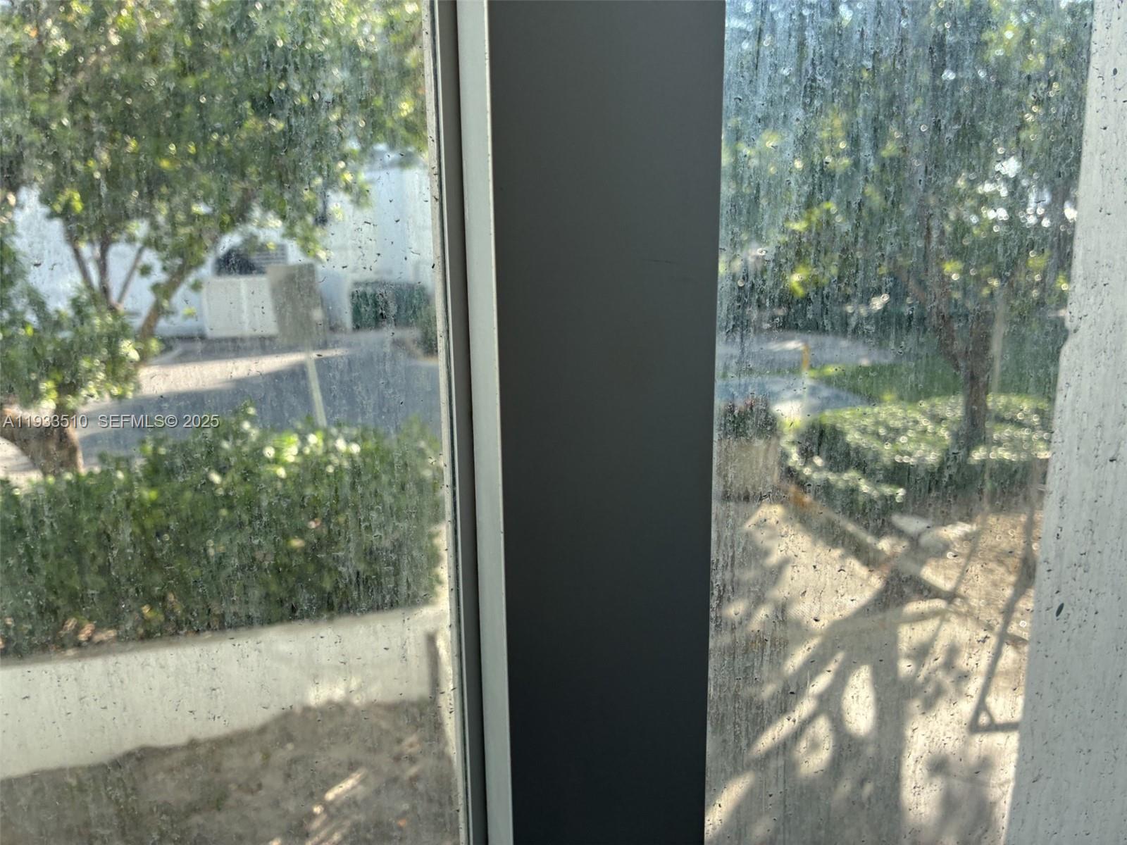 MIRADOR 1000 CONDO - Residential