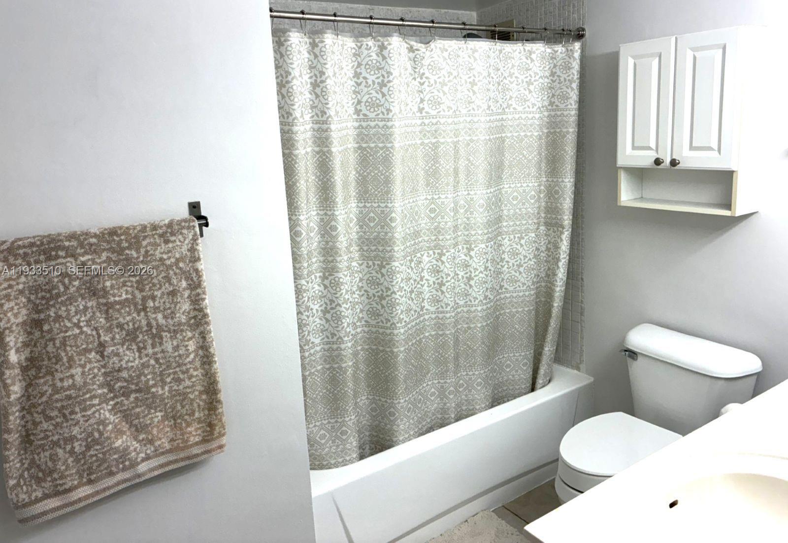 MIRADOR 1000 CONDO - Residential