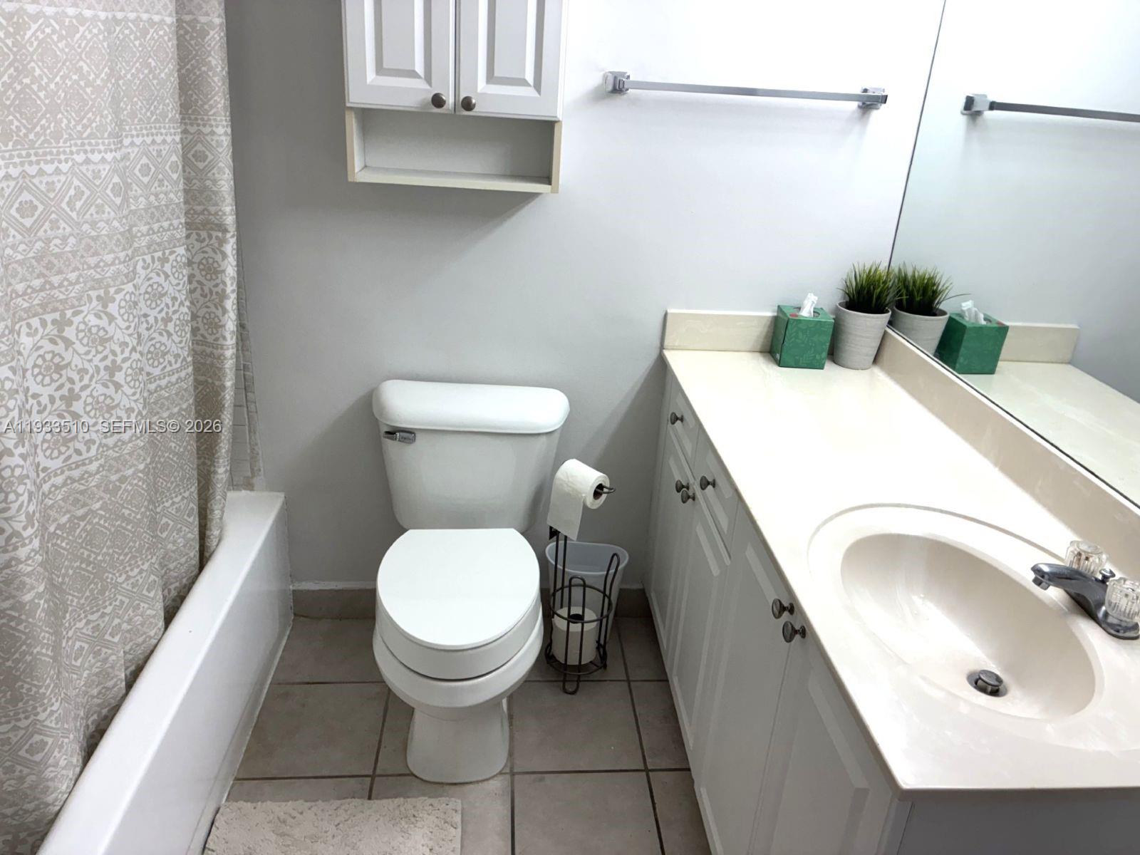 MIRADOR 1000 CONDO - Residential