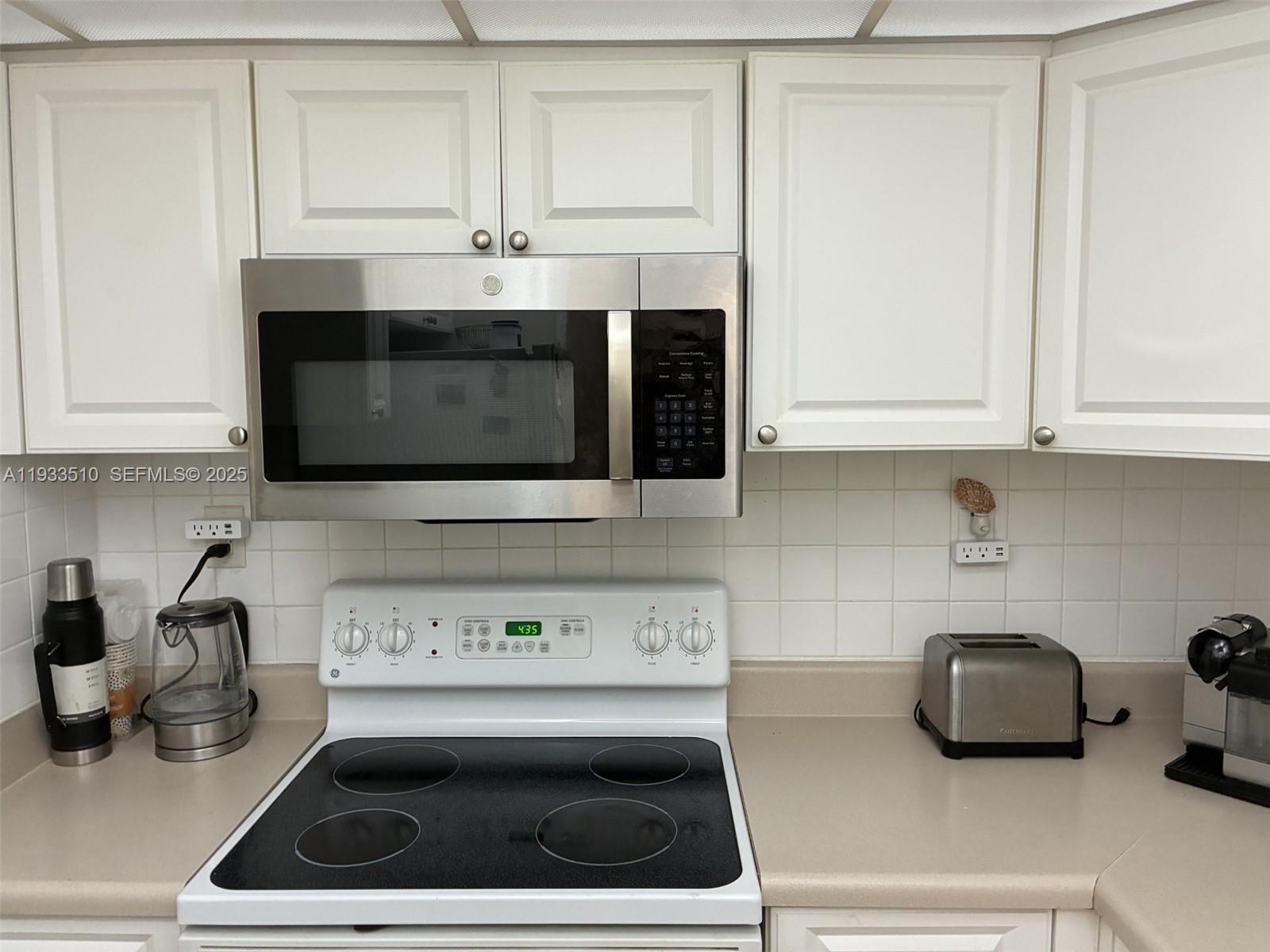 MIRADOR 1000 CONDO - Residential