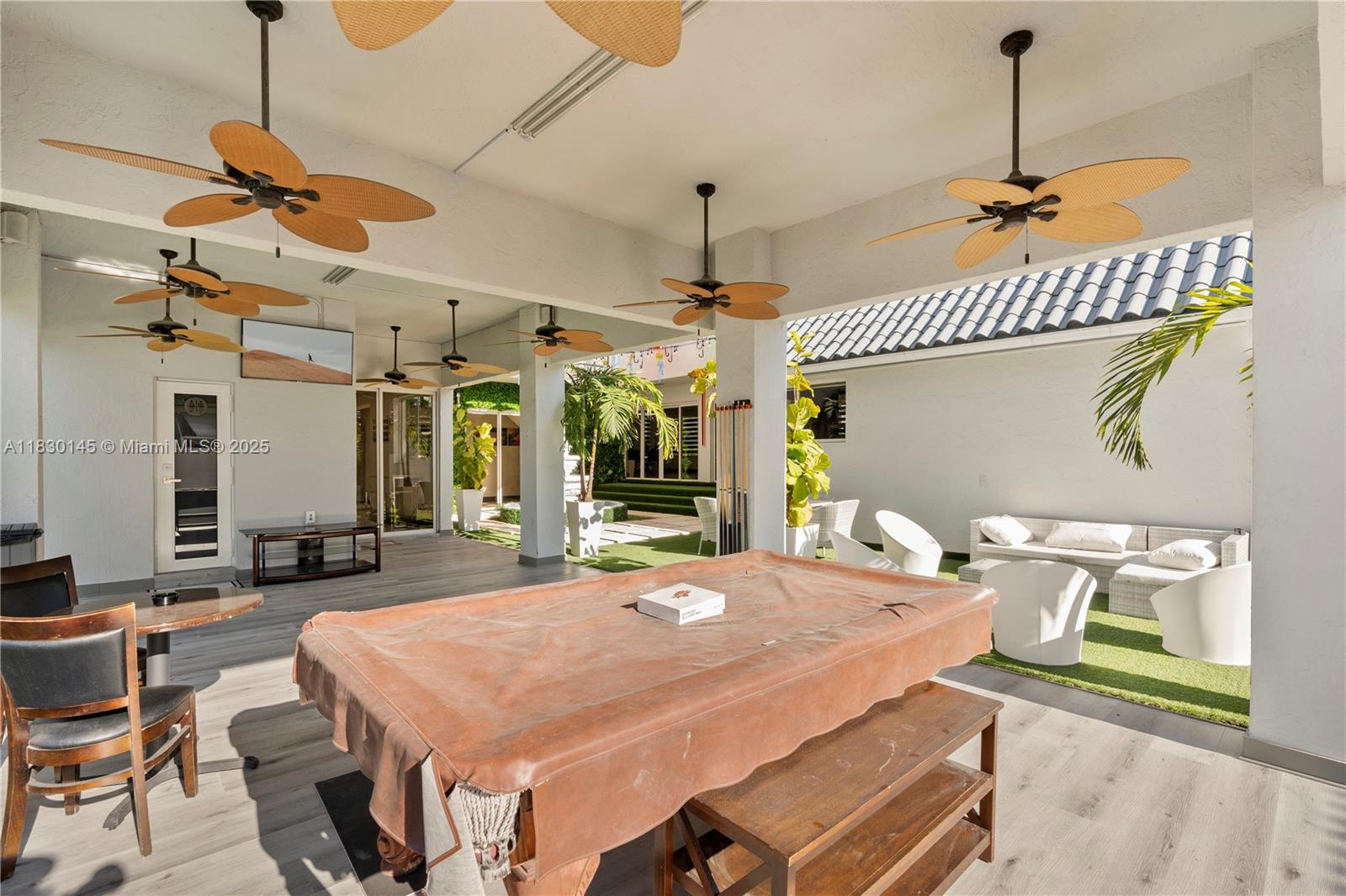 J G HEADS FARMS - Residential Lease