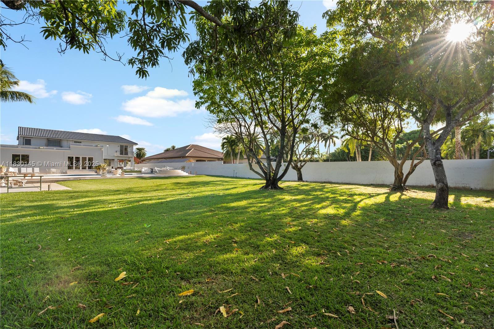 J G HEADS FARMS - Residential Lease