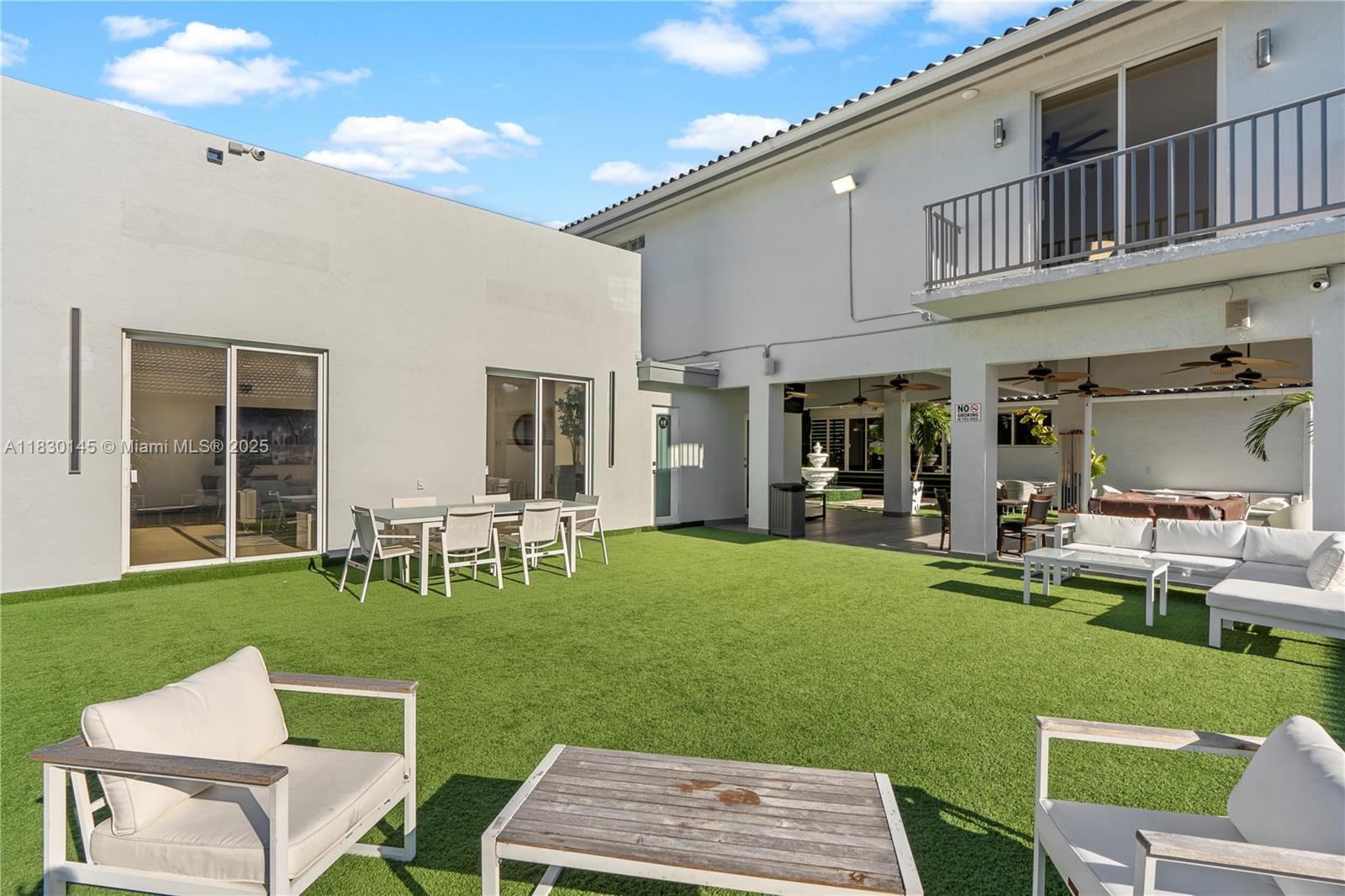 J G HEADS FARMS - Residential Lease