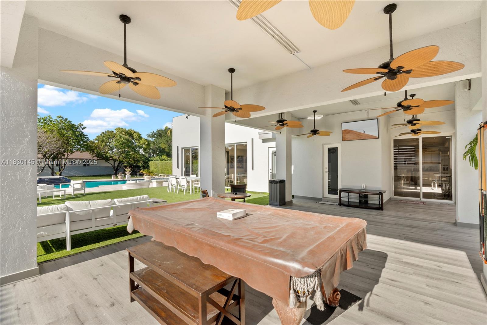 J G HEADS FARMS - Residential Lease