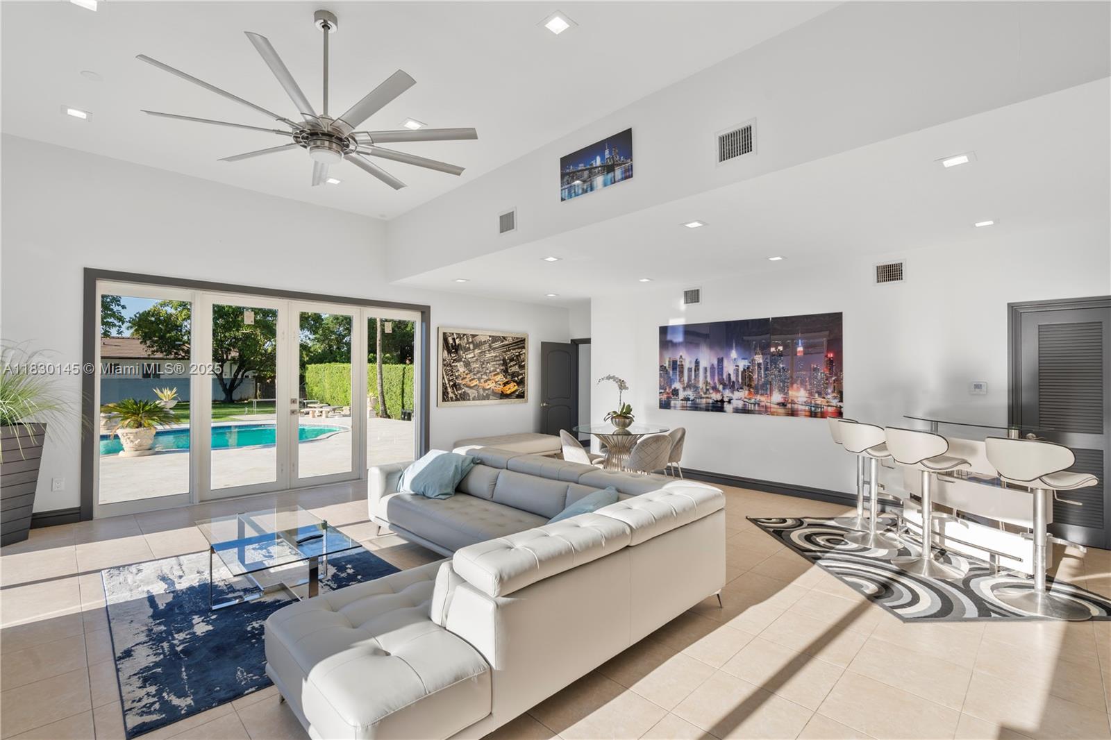 J G HEADS FARMS - Residential Lease