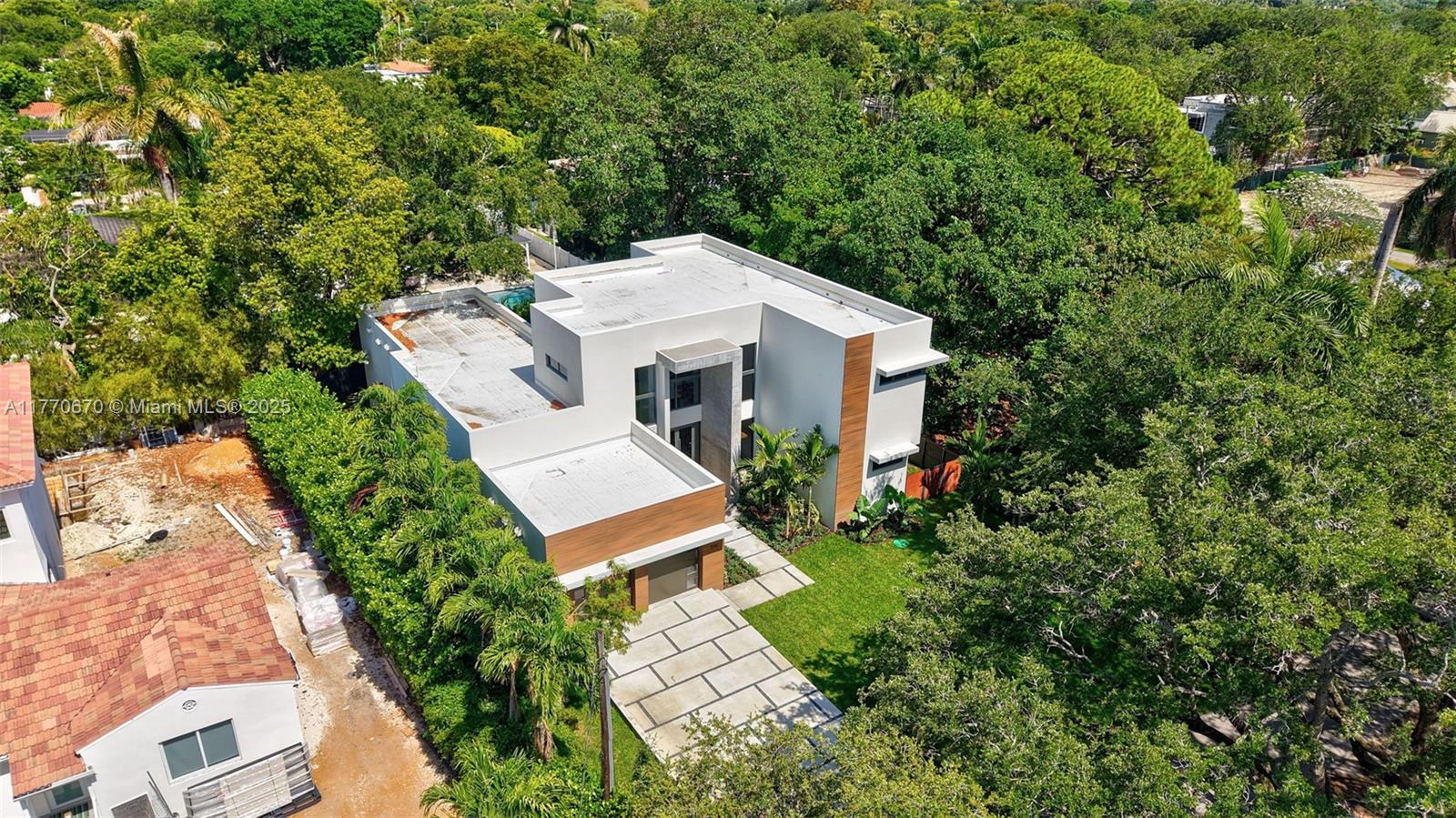 AMD PL GRIFFING BISCAYNE - Residential