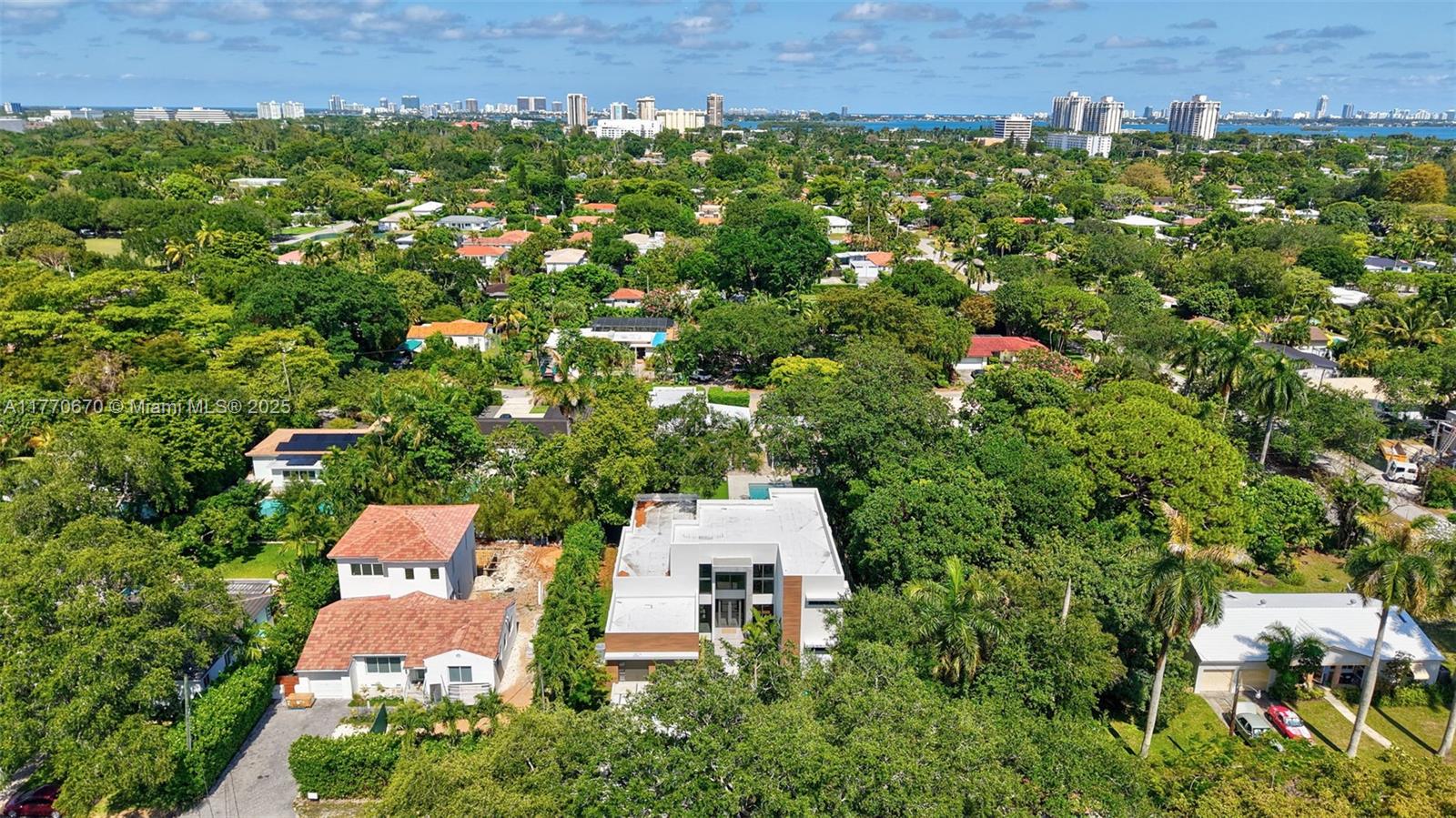 AMD PL GRIFFING BISCAYNE - Residential
